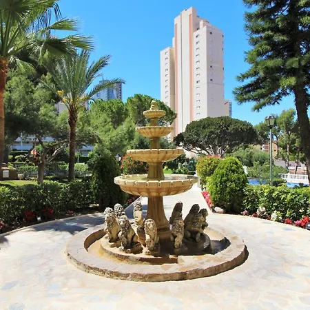 Play Park 33 *